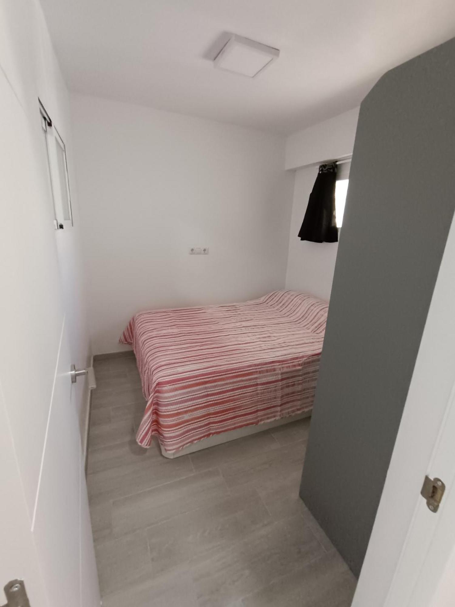 Maravilloso Apartamento Atico Primera Linea Lateral Playa San Antonio 쿠엘라 외부 사진